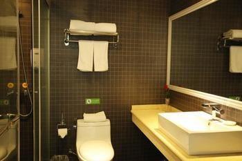 Motel 168 Shanghai Nanhui Huinan Subway Station Xangai Exterior foto