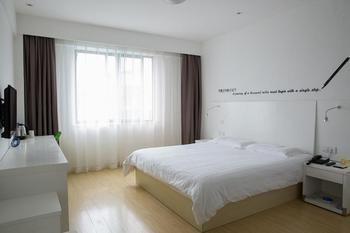 Motel 168 Shanghai Nanhui Huinan Subway Station Xangai Exterior foto