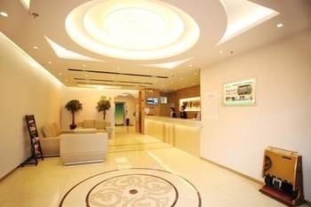 Motel 168 Shanghai Nanhui Huinan Subway Station Xangai Exterior foto